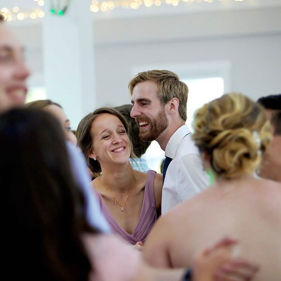 Meet your Posher, Bailey - Picture 1 of 1